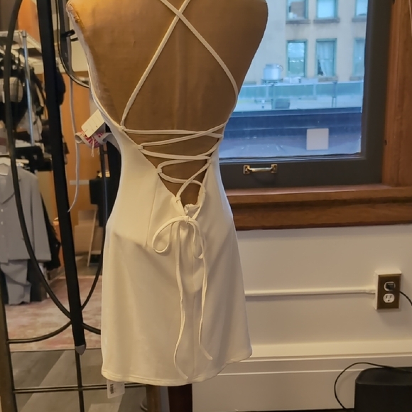 Superdown White Mini Dress - Picture 2 of 4